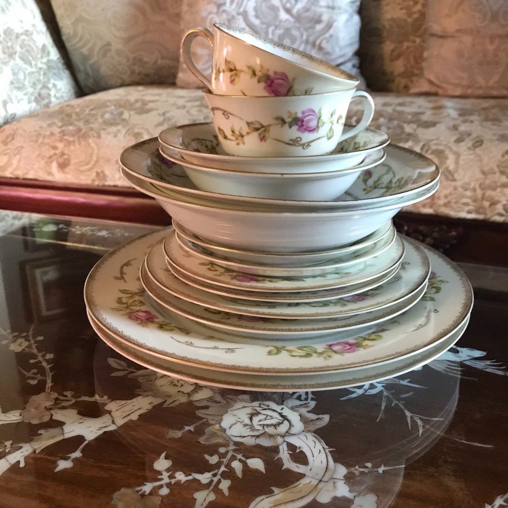 Vintage ‘Richlieu’ 14 piece china set for two